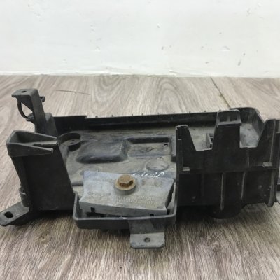 Полка аккумулятора Opel Corsa D - изображение 7