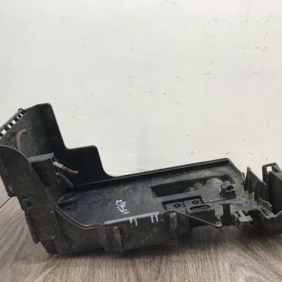 Полка аккумулятора Opel Vectra C - изображение 8