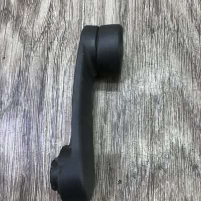 Ручка стеклоподъёмника Opel Corsa B 1998 хетчбэк 5-ти дв., Перед., Прав. - изображение 4
