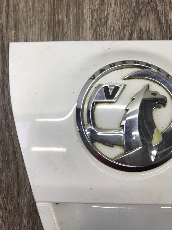 Накладка на крышку багажника Opel Astra J 2013 хетчбэк 5-ти дв. Задн.