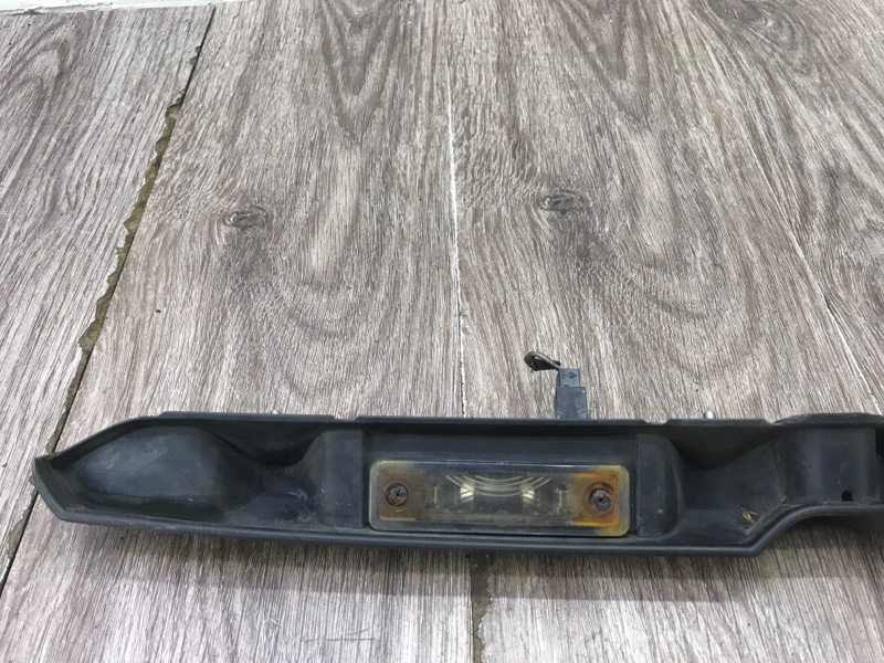 Молдинг крышки багажника Opel Astra G 2004 универсал Задн.