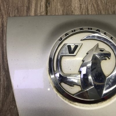 Ручка крышки багажника Opel Astra J 2010 хетчбэк 5-ти дв., Задн. - изображение 2