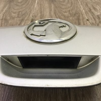 Ручка крышки багажника Opel Astra J 2010 хетчбэк 5-ти дв., Задн. - изображение 4