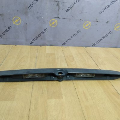Молдинг крышки багажника Opel Zafira A 2005 минивэн Задн. - изображение 1