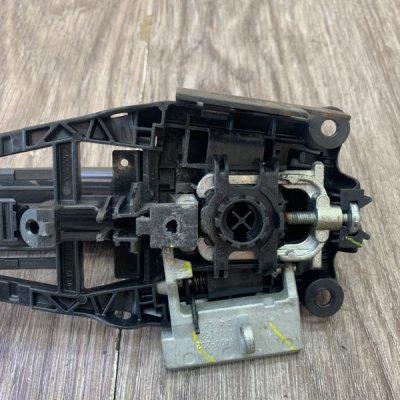 Ручка двери внешняя Opel Astra J 2010 хетчбэк 5-ти дв. Перед. Лев. - изображение 3