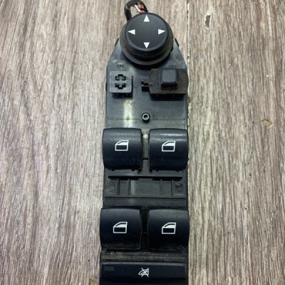 Блок управления стеклами BMW 5 series E60 2004 Седан Перед. - изображение 1