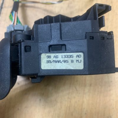 Переключатель поворотов Ford Focus 1 - изображение 4
