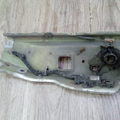 Панель замка капота Opel Astra H - изображение 3