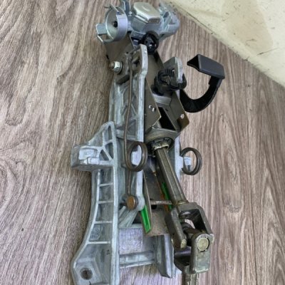 Рулевая колонка Ford Focus 2 2006 HHDA - изображение 4