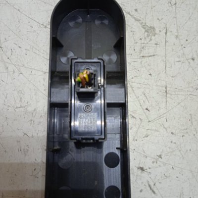 Кнопка стеклоподъемника Opel Astra H 2004-2015 Перед. Прав. - изображение 3