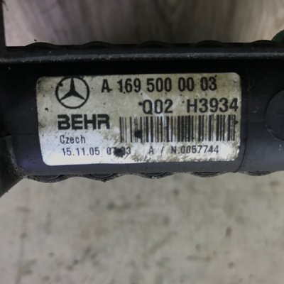 Радиатор ДВС Mercedes-Benz A-class 2005 W-169 M266.960 - изображение 1