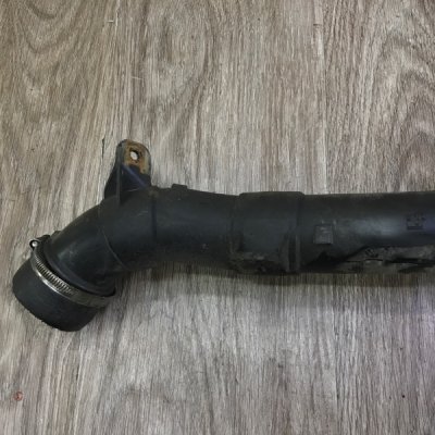 Патрубок интеркулера Opel Vectra C 2006 Z19DTH - изображение 3