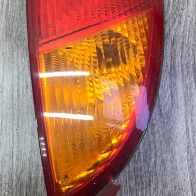 Фонарь Ford Focus 1 2001 хетчбэк 5-ти дв. Задн. Прав. - изображение 9
