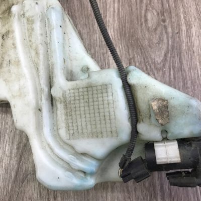 Бачок омывателя Ford Focus 2 - изображение 2
