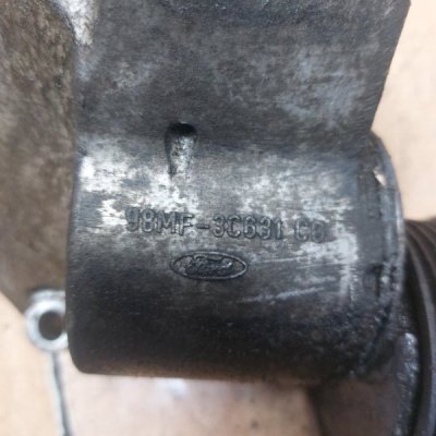 Натяжной ролик приводного ремня Ford Focus 1 2004 FYDB - изображение 2