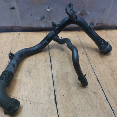 Патрубок интеркулера Opel Corsa D 2006-2010 Z13DT - изображение 1