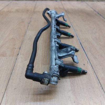 Топливная рампа Ford Focus 2 2006 HWDA - изображение 2
