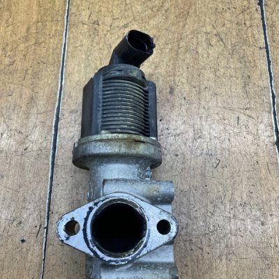 Клапан EGR (ЕГР) Opel Astra H 2007 Z19DTH - изображение 4