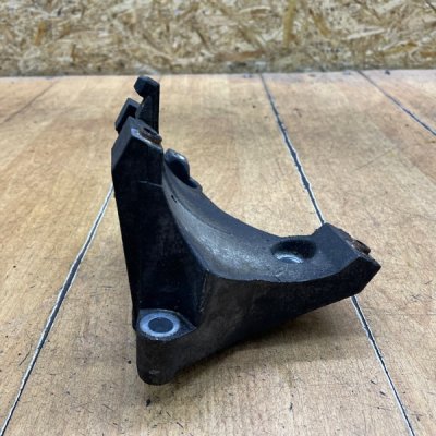 Кронштейн кондиционера Saab 9-5 1999 B205E - изображение 6