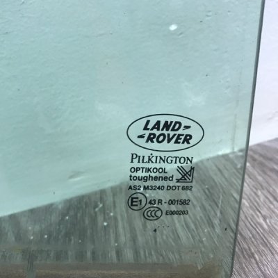 Стекло Land Rover Discovery 3 2004 внедорожник Задн. Прав. - изображение 2