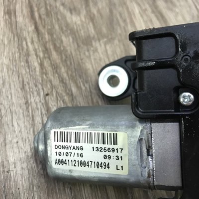 Мотор дворников Opel Astra J 2011 хетчбэк 5-ти дв. Задн. - изображение 5