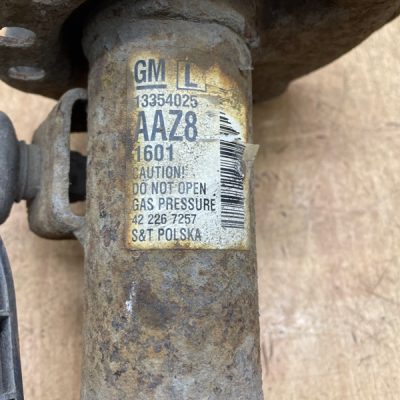 Стойка подвески Opel Astra J 2010 A16XER, Перед., Лев. - изображение 2