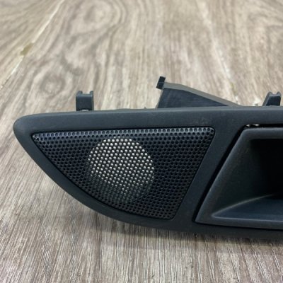 Ручка двери внутренняя Ford Fiesta 6 2011 хетчбэк 3-х дв. Перед. Прав. - изображение 8