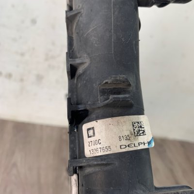 Радиатор ДВС Opel Astra J 2010 A13DTE - изображение 8