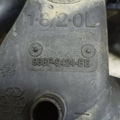 Коллектор впускной Mazda Tribute 2004 внедорожник YF - изображение 2