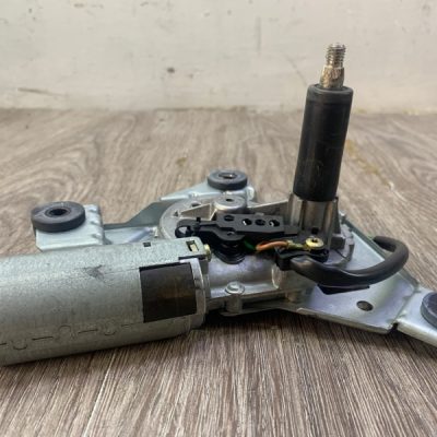 Мотор дворников Mitsubishi Carisma 2002 хетчбэк-5ти дв., Задн. - изображение 4