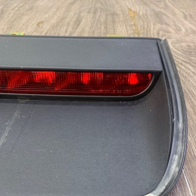 Стоп-сигнал крышки багажника Mitsubishi Carisma 2002 хетчбэк-5ти дв. Задн. - изображение 4