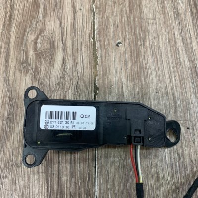 Кнопка управления зеркалами Mercedes-Benz E-Class 2003 W211 Перед. - изображение 4