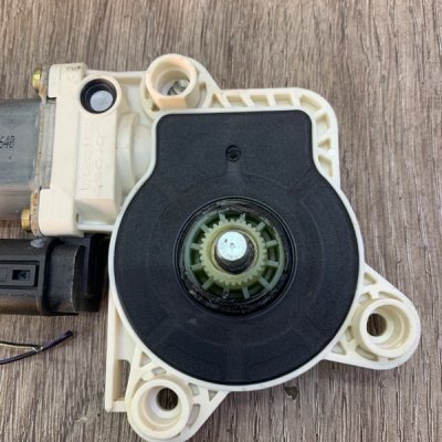 Мотор стеклоподъемника Mercedes-Benz E-Class 2003 W211 Задн. Прав. - изображение 2