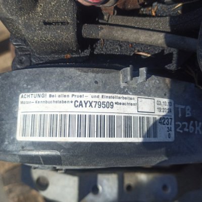 Двигатель Volkswagen Caddy 2013 CAYX - изображение 2