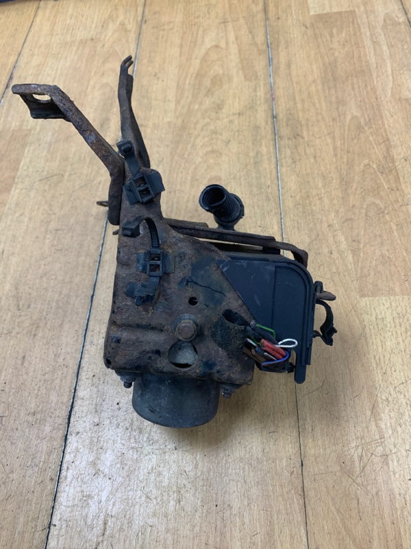 Блок abs Opel Corsa C Z13DT