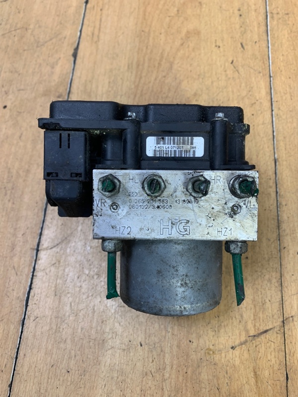 Блок abs Opel Corsa C