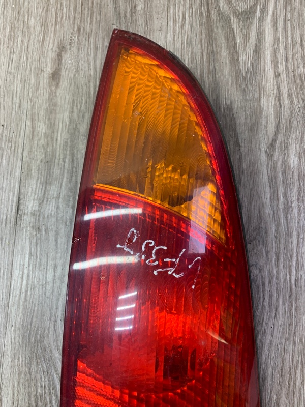 Фонарь Ford Focus 1 2002 хетчбэк 3-х дв. Задн. Лев.
