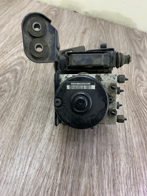 Блок abs Opel Astra J