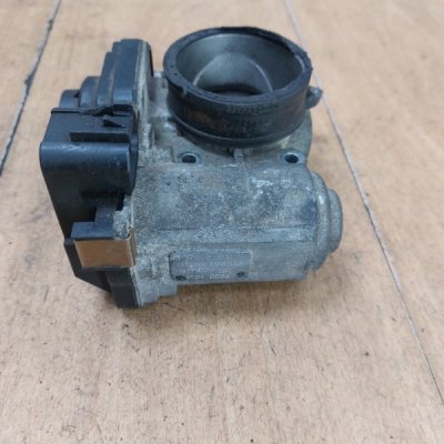 Дроссельная заслонка Opel Astra H 2004-2009 Z16XEP - изображение 3