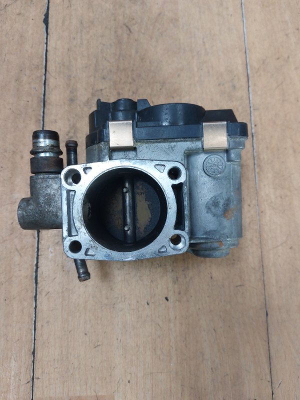 Дроссельная заслонка Opel Astra H 2004-2009 Z16XEP