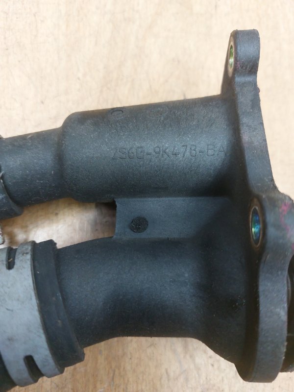 Термостат Ford Fiesta 2 2006 FUJA