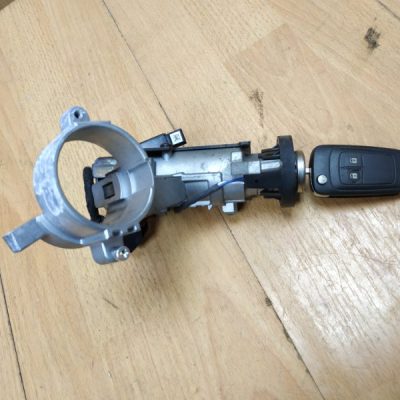 Замок зажигания Opel Astra J 2012 A14XER хетчбэк 5-ти дв. - изображение 3