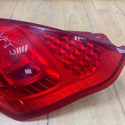 Фонарь Ford Fiesta 2011 6 TDCI хэтчбек 3-х дв., Задн., Прав. - изображение 4