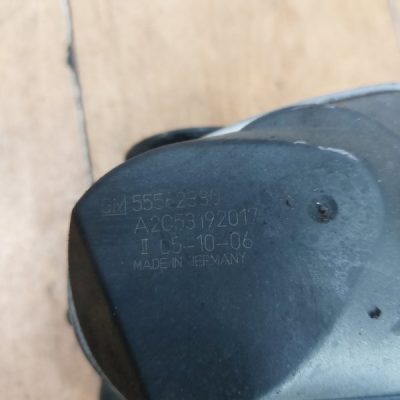 Дроссельная заслонка Opel Astra H 2009 Z18XER хетчбэк 5-ти дв. - изображение 2