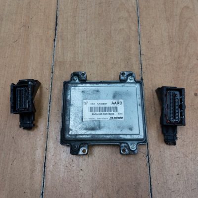 Блок управления двигателем Opel Astra J 2010 A16XER - изображение 3
