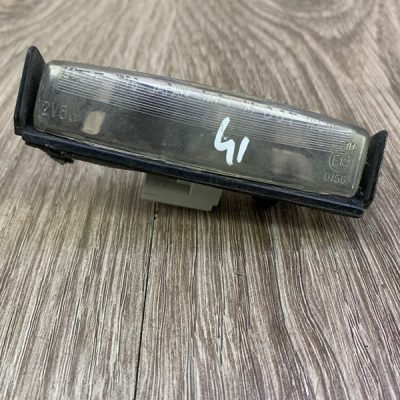 Фонарь подсветки номера Lexus IS 200 2002 седан, Задн. - изображение 3