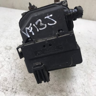 Блок abs Toyota Yaris - изображение 6