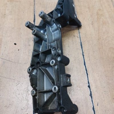 Кронштейн генератора Volvo V70 1999 B5254S - изображение 4