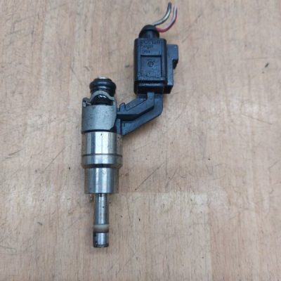Топливная форсунка Volkswagen Golf 5 2005 BLF - изображение 2