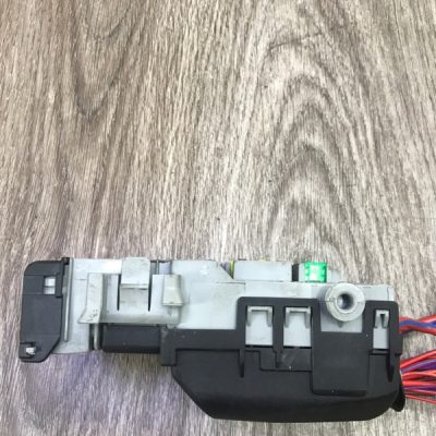 Блок предохранителей Opel Astra J 2010 A17DTJ хетчбэк 5-ти дв. - изображение 4